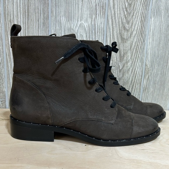 Halogen Halayla-Lea Brown Leather Side Zip Ankle Moto Boots Size 8.5 - Picture 2 of 12